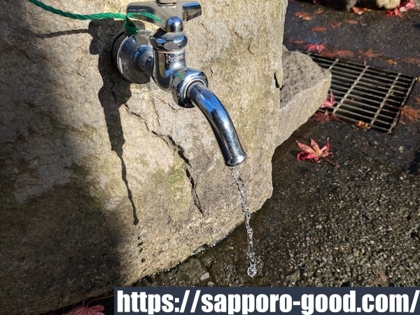 名水ふれあい公園を水飲み台2